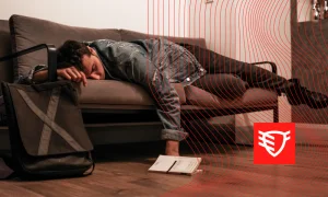 Jak wyregulować swój cykl dobowy i pozbyć się problemów ze snem?