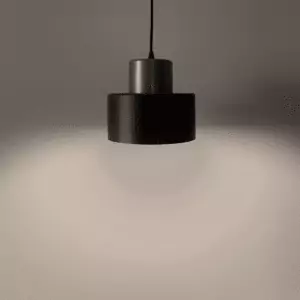 żarówka DayLight świecąca w pomieszczeniu
